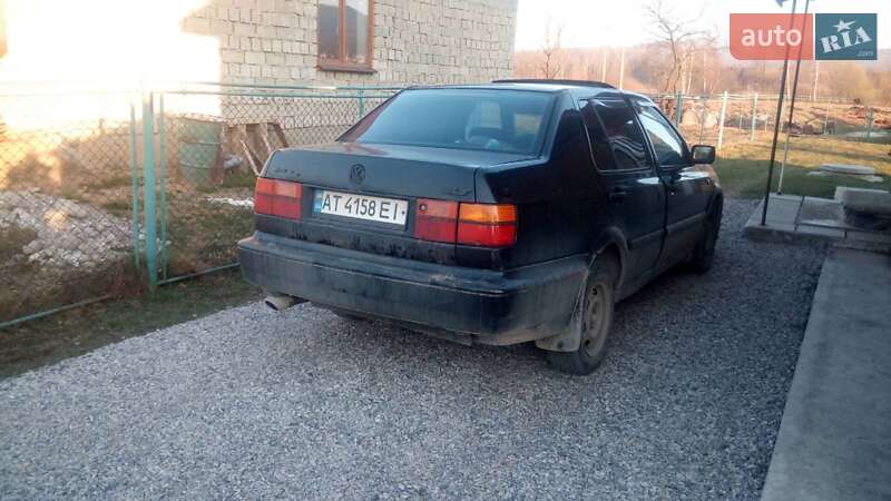 Седан Volkswagen Jetta 1995 в Надвірній