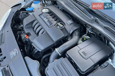 Седан Volkswagen Jetta 2006 в 