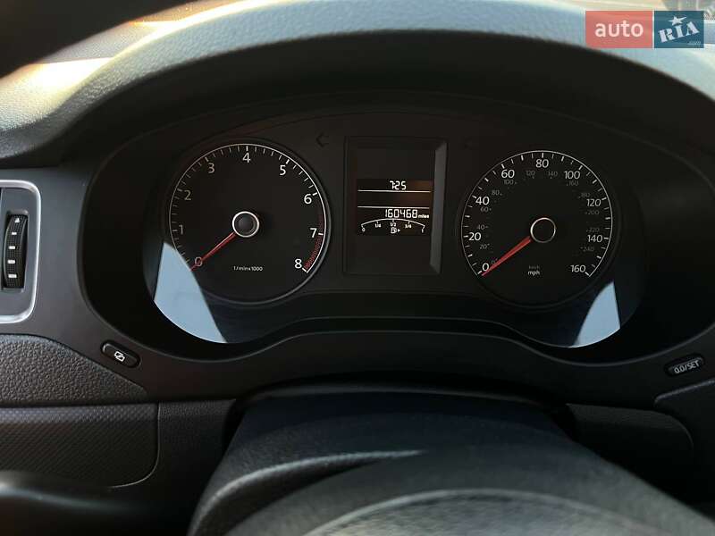 Седан Volkswagen Jetta 2010 в Киеве
