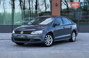 Седан Volkswagen Jetta 2012 в 
