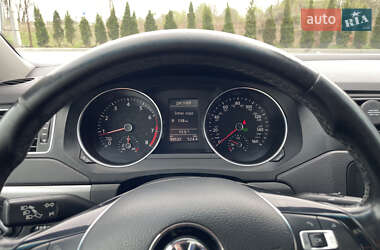Седан Volkswagen Jetta 2017 в 