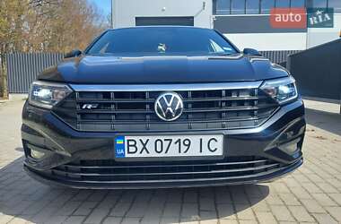 Седан Volkswagen Jetta 2019 в 