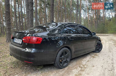 Седан Volkswagen Jetta 2014 в 