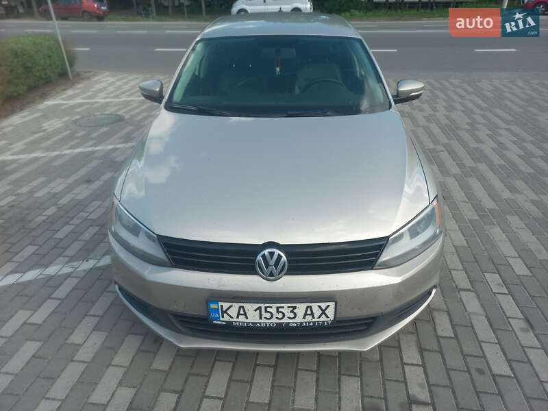 Volkswagen Jetta 2014