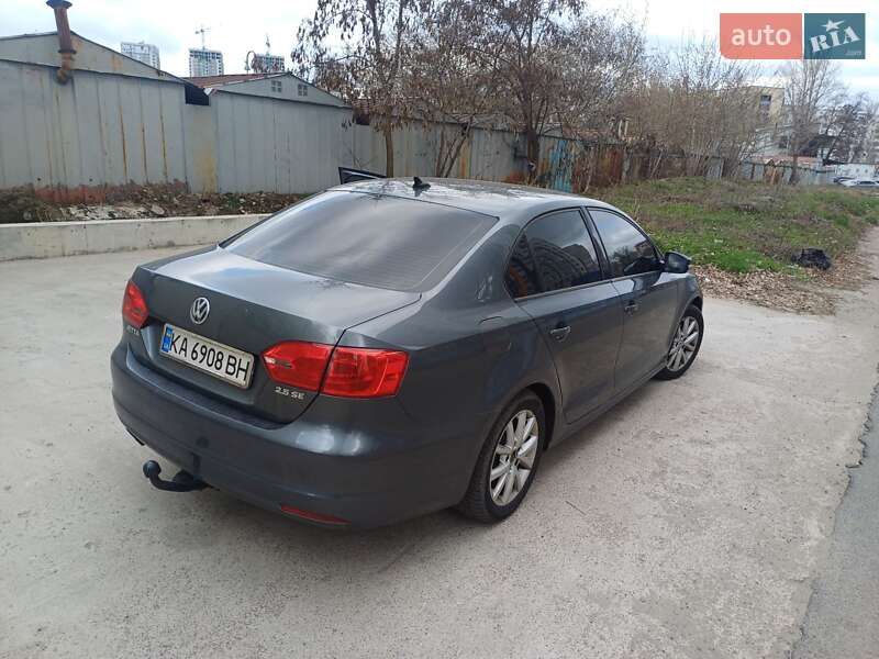 Седан Volkswagen Jetta 2012 в Києві фото Седан Volkswagen Jetta 2012 в Києві