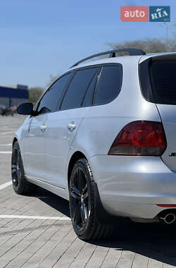 Універсал Volkswagen Jetta 2013 в 