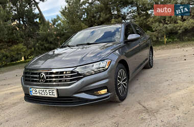 Седан Volkswagen Jetta 2019 в 