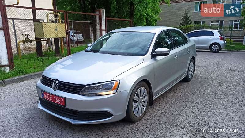 Volkswagen Jetta 2011