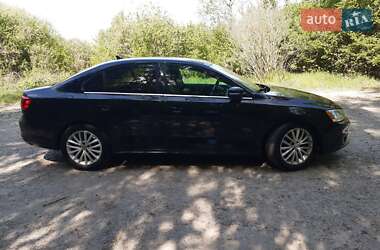 Седан Volkswagen Jetta 2012 в 