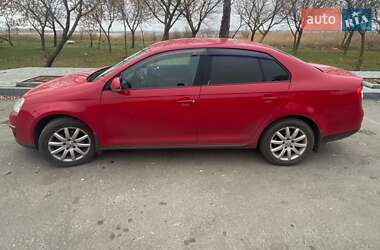 Седан Volkswagen Jetta 2007 в 
