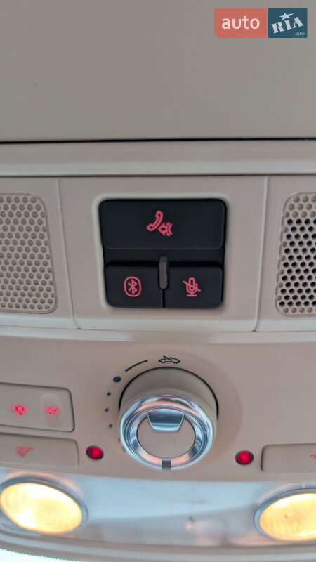 Седан Volkswagen Jetta 2011 в Львове