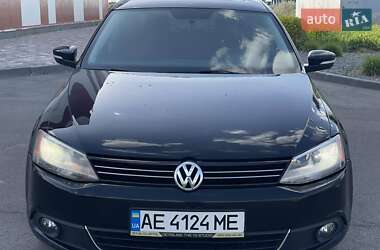 Седан Volkswagen Jetta 2013 в 