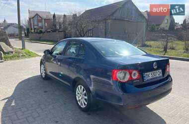 Седан Volkswagen Jetta 2008 в 