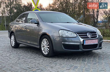 Седан Volkswagen Jetta 2007 в Староконстантинове