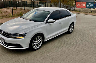 Седан Volkswagen Jetta 2016 в Житомире