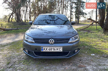Седан Volkswagen Jetta 2012 в Дергачах