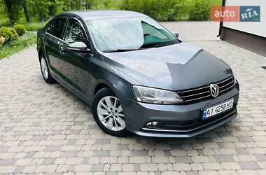 Седан Volkswagen Jetta 2016 в 