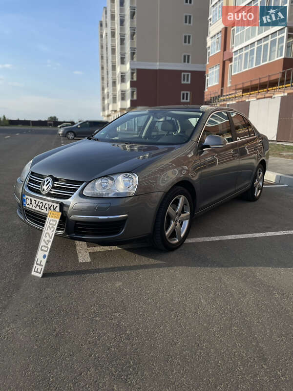 Седан Volkswagen Jetta 2007 в Умані