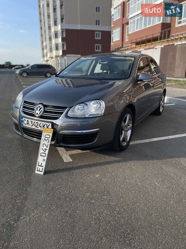 Седан Volkswagen Jetta 2007 в Умані