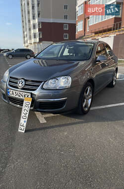 Седан Volkswagen Jetta 2007 в 