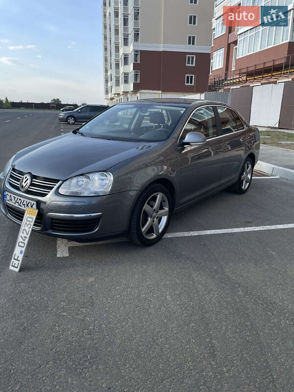 Седан Volkswagen Jetta 2007 в Умані