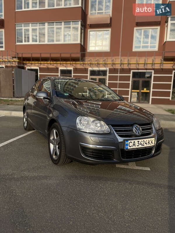Седан Volkswagen Jetta 2007 в Умані