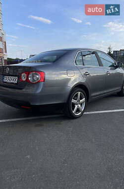 Седан Volkswagen Jetta 2007 в 