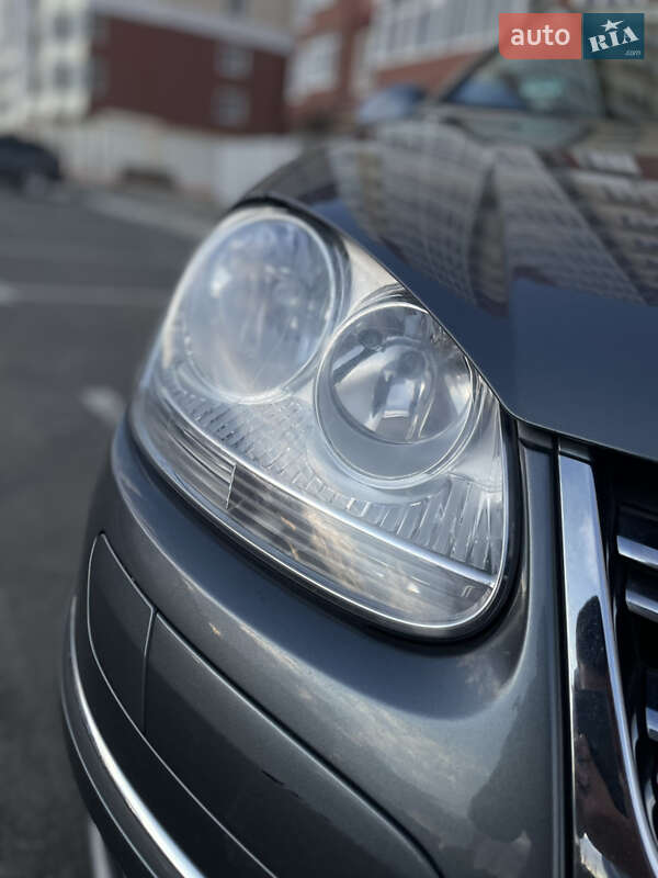 Седан Volkswagen Jetta 2007 в Умані