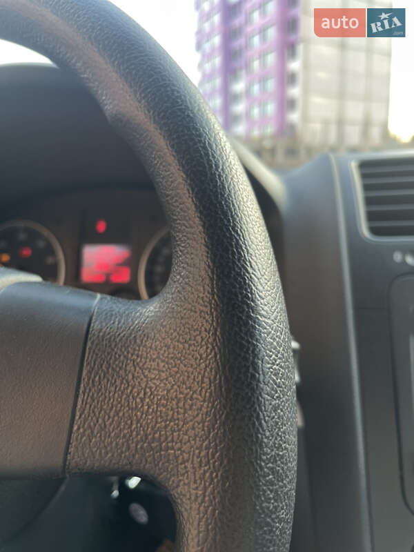 Седан Volkswagen Jetta 2007 в Умані
