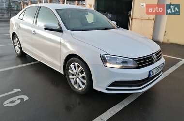 Седан Volkswagen Jetta 2013 в 