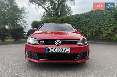 Седан Volkswagen Jetta 2014 в 