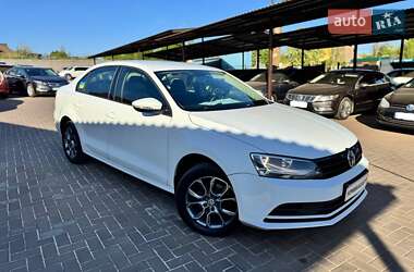 Седан Volkswagen Jetta 2016 в Кривом Роге