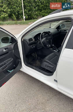 Універсал Volkswagen Jetta 2014 в 