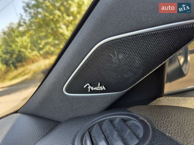Седан Volkswagen Jetta 2017 в Киеве