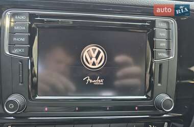 Седан Volkswagen Jetta 2017 в 