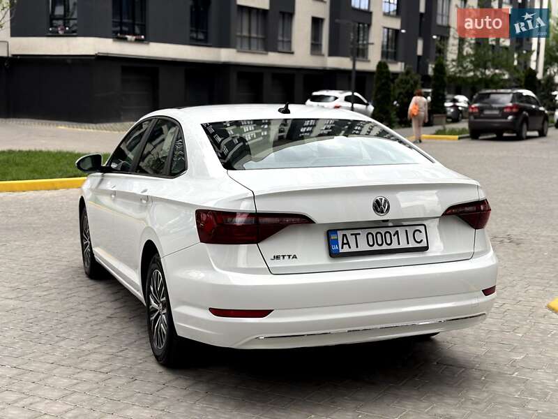 Седан Volkswagen Jetta 2020 в Ивано-Франковске