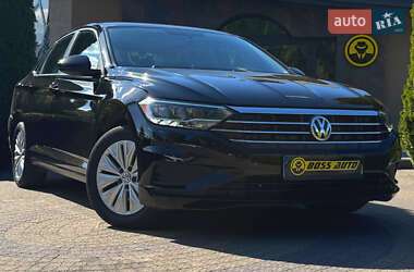 Седан Volkswagen Jetta 2019 в Львове
