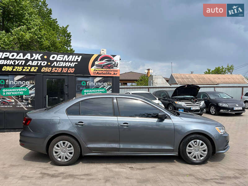 Седан Volkswagen Jetta 2016 в Кривому Розі