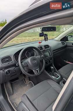 Универсал Volkswagen Jetta 2012 в 