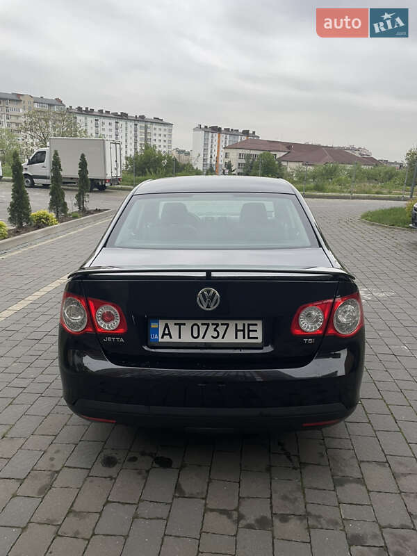 Седан Volkswagen Jetta 2007 в Ивано-Франковске