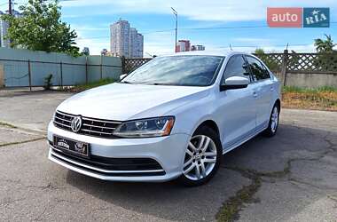 Седан Volkswagen Jetta 2017 в Киеве