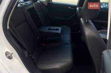 Седан Volkswagen Jetta 2021 в 