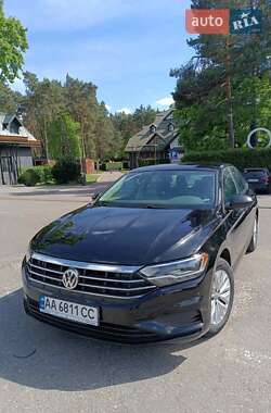 Седан Volkswagen Jetta 2018 в Киеве