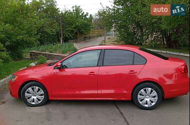 Седан Volkswagen Jetta 2011 в 