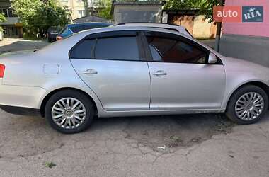 Седан Volkswagen Jetta 2006 в Кропивницком