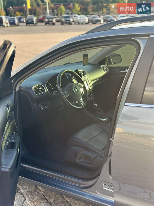 Універсал Volkswagen Jetta 2011 в Сумах