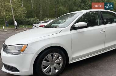 Седан Volkswagen Jetta 2014 в 