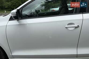 Седан Volkswagen Jetta 2014 в 