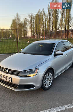 Седан Volkswagen Jetta 2014 в Луцке