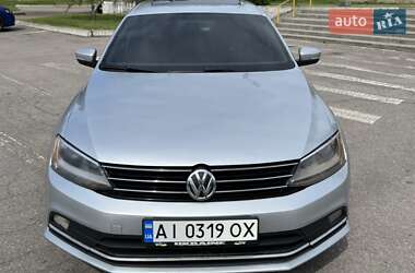Седан Volkswagen Jetta 2015 в 